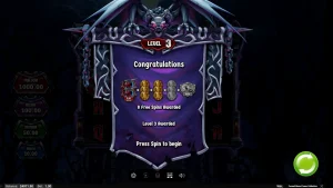 Pemandangan atmosferik slot Cursed Moon Power Collection dengan nuansa horor gotik.